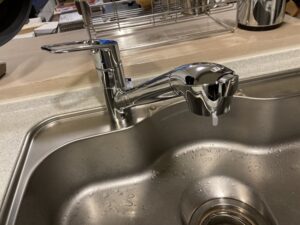 神奈川のキッチン取付け隊　カートリッジそのままで浄水栓の交換　施工後